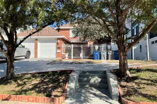 2206 N Carroll Ave, Dallas, TX 75204 - Photo 1