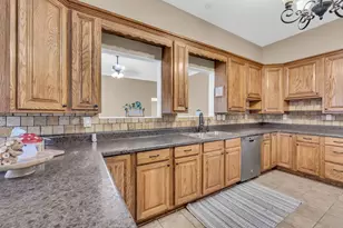 309 Deauville Dr, Fort Worth, TX 76108 - Photo 11