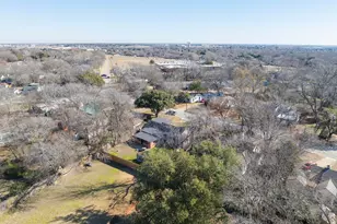 1413 Ferris Ave, Waxahachie, TX 75165 - Photo 21