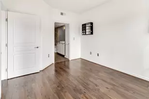 330 Las Colinas Blvd E, Irving, TX 75039 - Photo 17