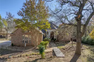 1071 E Oak Shores Dr, Cross Roads, TX 76227 - Photo 5