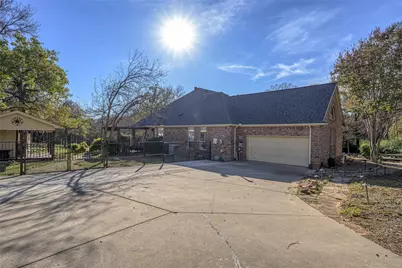 1071 E Oak Shores Drive, Cross Roads, TX 76227 - Photo 7