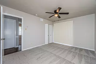 1018 McCallum Dr, Garland, TX 75042 - Photo 31