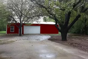 511 Rogers Rd, Newark, TX 76071 - Photo 3