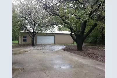 511 Rogers Road, Newark, TX 76071 - Photo 1