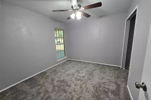 5216 Kemp Dr, Arlington, TX 76018 - Photo 9