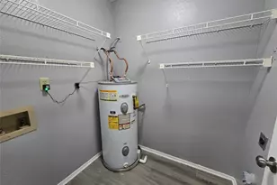 5216 Kemp Dr, Arlington, TX 76018 - Photo 19