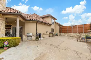 217 Steeplechase Dr, Irving, TX 75062 - Photo 39