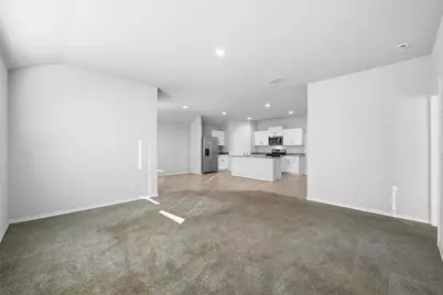 549 Bronze Circle E, Springtown, TX 76082 - Photo 7