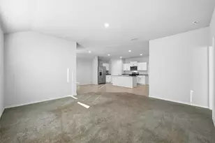 549 Bronze Cir E, Springtown, TX 76082 - Photo 7