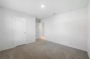 549 Bronze Cir E, Springtown, TX 76082 - Photo 19