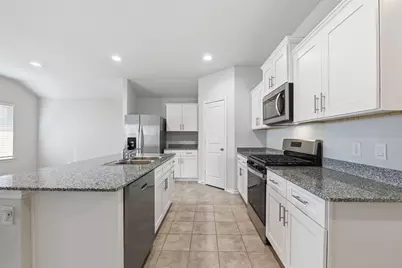 549 Bronze Circle E, Springtown, TX 76082 - Photo 5