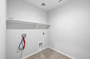 549 Bronze Cir E, Springtown, TX 76082 - Photo 15