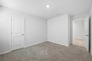 549 Bronze Cir E, Springtown, TX 76082 - Photo 17