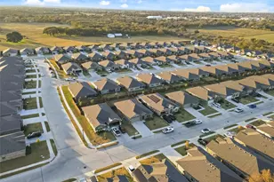 549 Bronze Cir E, Springtown, TX 76082 - Photo 27