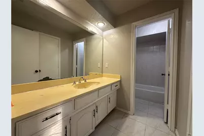 305 Marriott Lane, Garland, TX 75040 - Photo 17