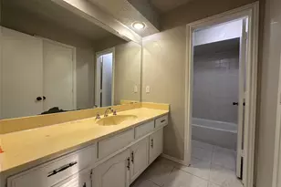 305 Marriott Ln, Garland, TX 75040 - Photo 17