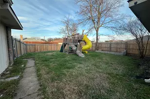 305 Marriott Ln, Garland, TX 75040 - Photo 27