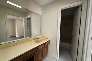 305 Marriott Ln, Garland, TX 75040 - Photo 7