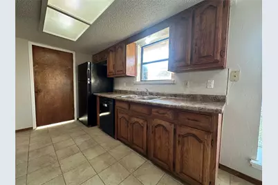 305 Marriott Lane, Garland, TX 75040 - Photo 9