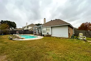 5401 Glen Canyon Rd, Fort Worth, TX 76137 - Photo 3