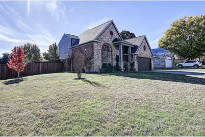 6844 Dogwood Lane, North Richland Hills, TX 76182 - Photo 1