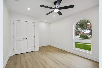 3401 Valley View Lane, Garland, TX 75043 - Photo 19