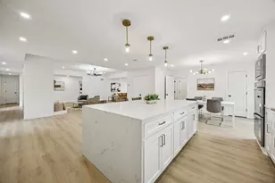 3401 Valley View Ln, Garland, TX 75043 - Photo 9