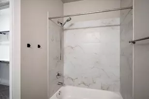 2721 Vine Ct, Denton, TX 76209 - Photo 17