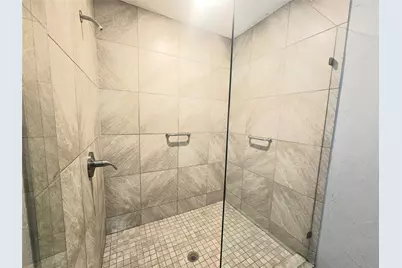 318 Teakwood Lane, Lewisville, TX 75067 - Photo 15