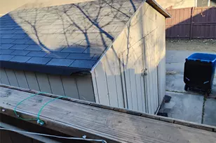 318 Teakwood Ln, Lewisville, TX 75067 - Photo 13