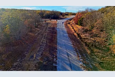 1943 Lakeridge, Sunset, TX 76270 - Photo 17