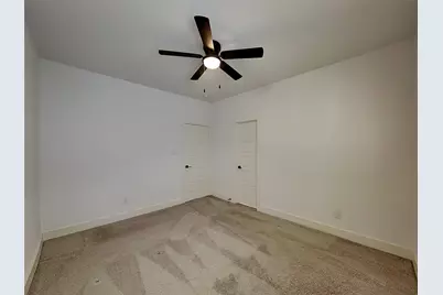 1920 Carver Avenue, Fort Worth, TX 76102 - Photo 11