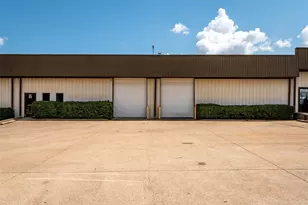 104a Industrial Dr, Waxahachie, TX 75165 - Photo 1