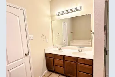 8649 Star Thistle Drive, Fort Worth, TX 76179 - Photo 9