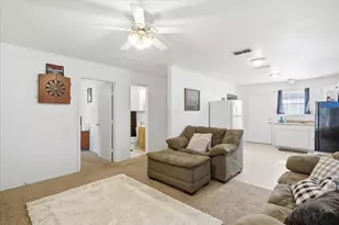 404 A/B Bryan, Glen Rose, TX 76043 - Photo 5