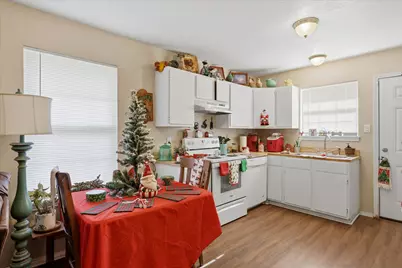 404 A/B Bryan, Glen Rose, TX 76043 - Photo 23