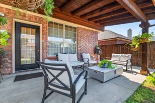 12329 Hawk Creek Dr, Frisco, TX 75033 - Photo 27