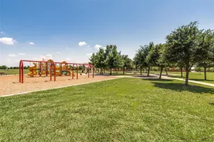 12329 Hawk Creek Dr, Frisco, TX 75033 - Photo 37