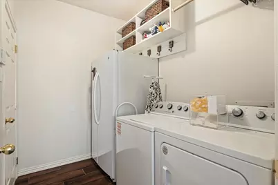 12329 Hawk Creek Drive, Frisco, TX 75033 - Photo 19