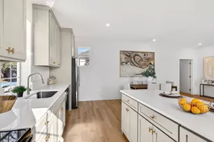 439 W 9th St, Dallas, TX 75208 - Photo 11