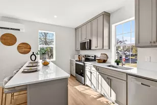 439 W 9th St, Dallas, TX 75208 - Photo 9