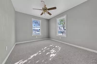 505 Perry Avenue, Waxahachie, TX 75165 - Photo 15