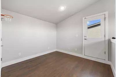 5818 Lindell Avenue #B, Dallas, TX 75206 - Photo 29