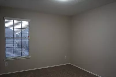 5445 Avery Lane, Grand Prairie, TX 75052 - Photo 13