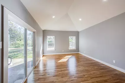 10136 San Juan Avenue, Dallas, TX 75228 - Photo 7