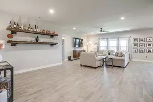 1338 Elmwood Dr, Cedar Hill, TX 75104 - Photo 17