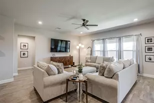 1338 Elmwood Dr, Cedar Hill, TX 75104 - Photo 7