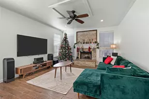 3904 Berrybush Ln, Fort Worth, TX 76137 - Photo 5