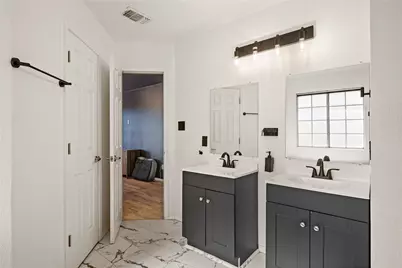 3904 Berrybush Lane, Fort Worth, TX 76137 - Photo 19